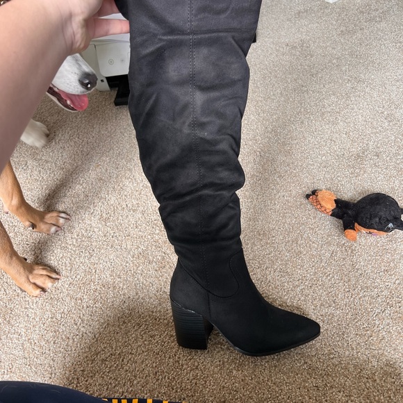 Boutique boots size 5.5 new in box - Picture 2 of 4